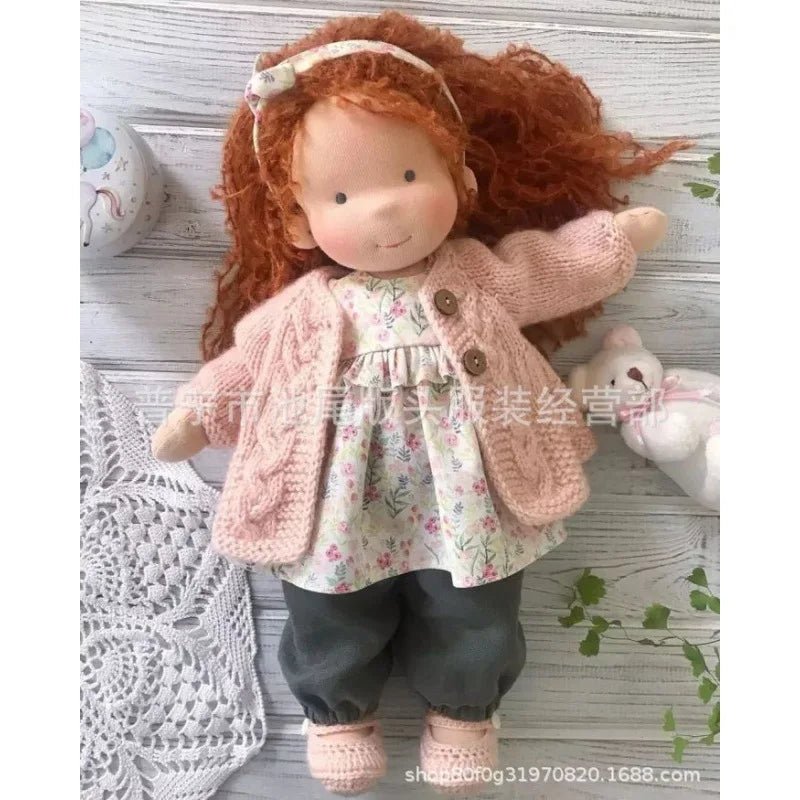Liora – Handgemachte Waldorf Puppe aus Baumwolle