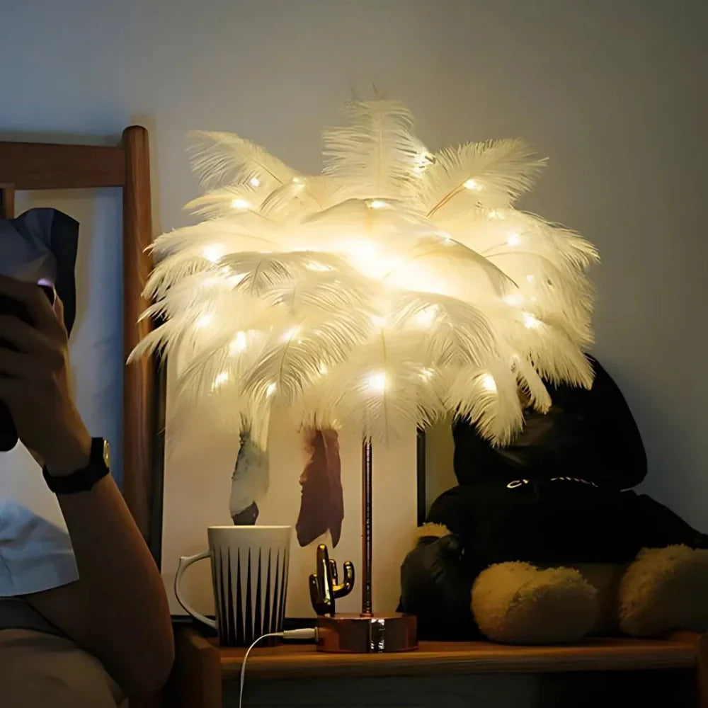 Palmera Feder-Tischlampe