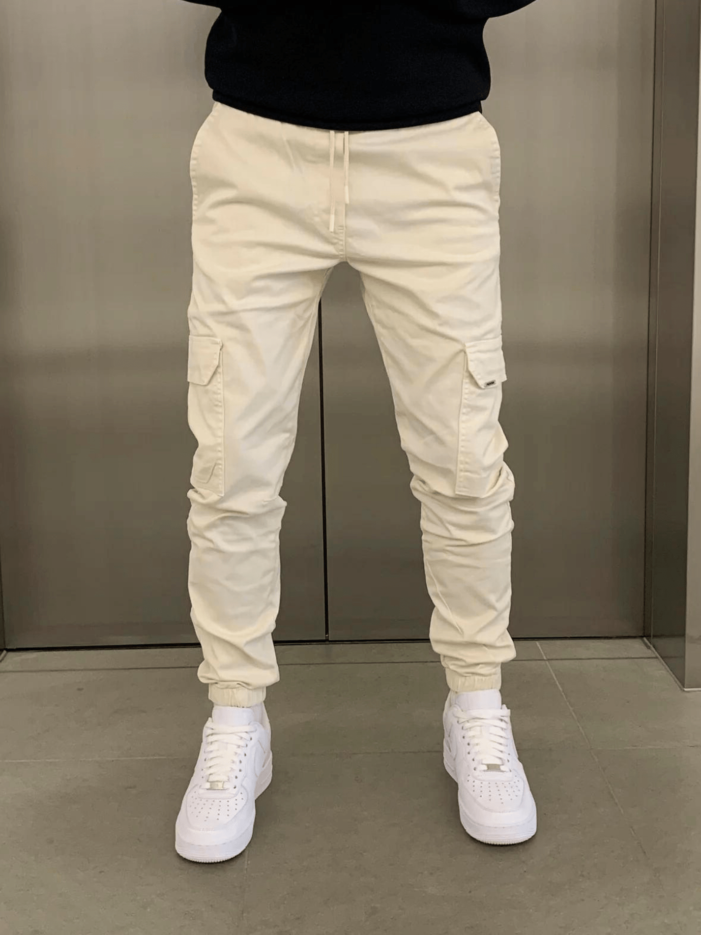 Herren Slim Cargo Jogginghose mit verstellbarem Bund und mehreren Taschen