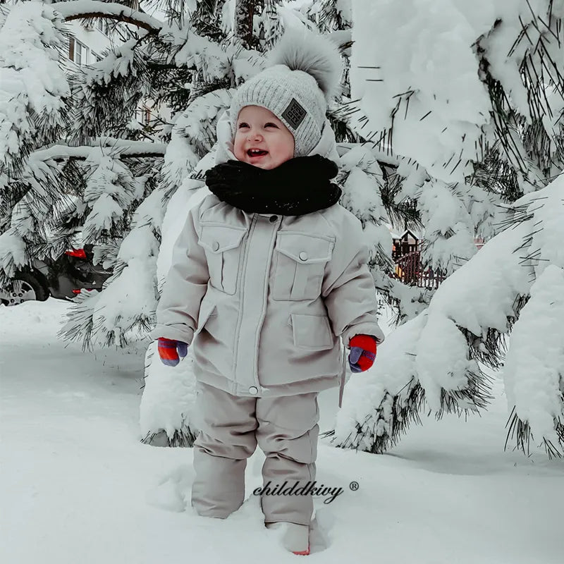 Winterset für Kinder: Daunenjacke + Overall