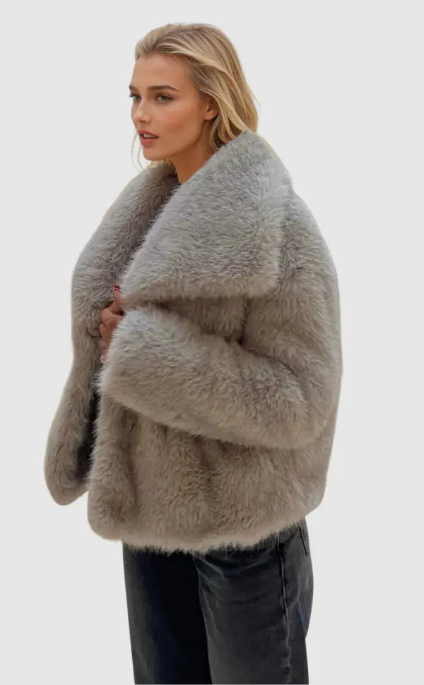 Leona Luxe Kunstfell-Jacke