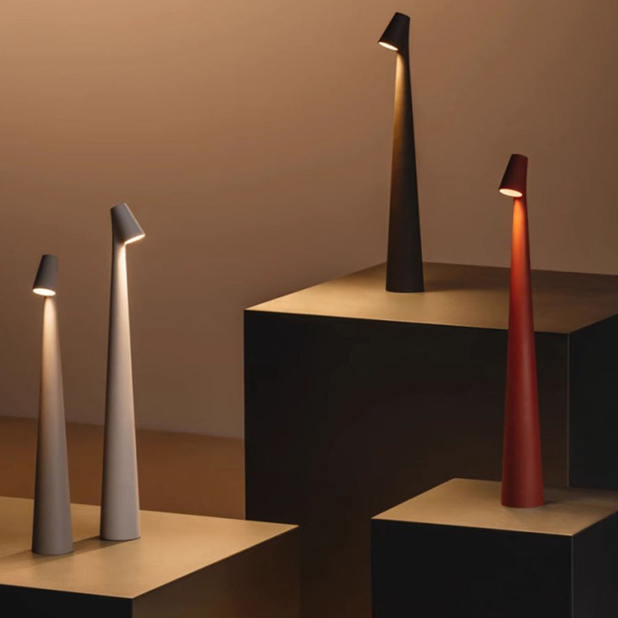 Kabellose skandinavische Minimalistische LED Tischlampe