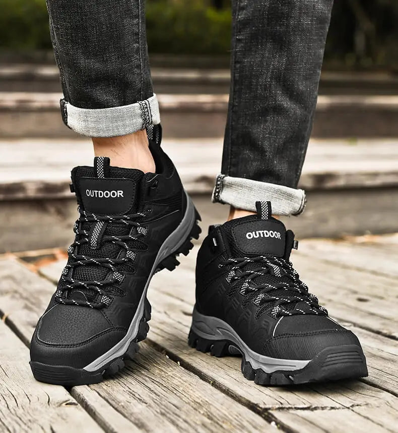 High-Top Wanderschuhe