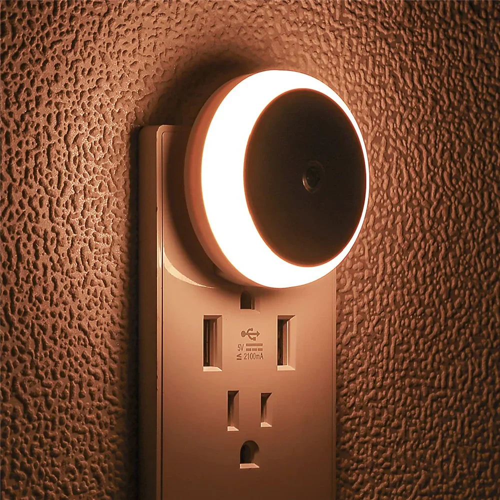 Buma LED Nachtlicht mit Dämmerungssensor, Steckdosenlicht