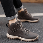 Bequeme Gefütterte Wanderstiefel - Vanea Barfussschuhe