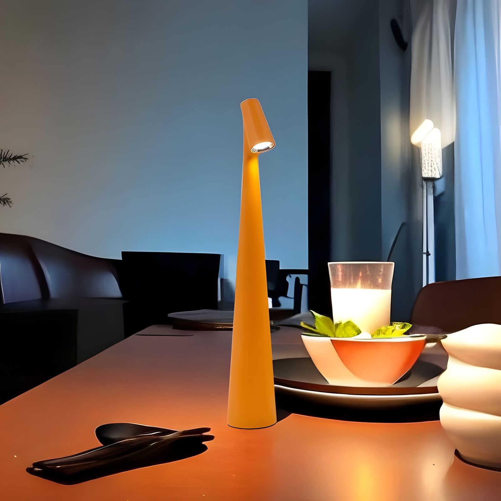 Monica Kabellose Tischlampe