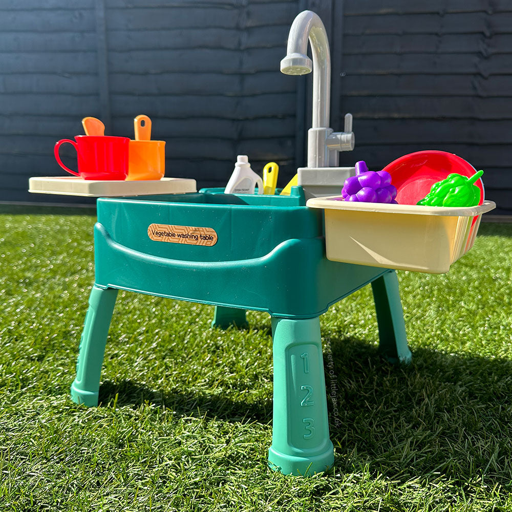 Stehendes Waschbecken für Kinder drinnen/draußen