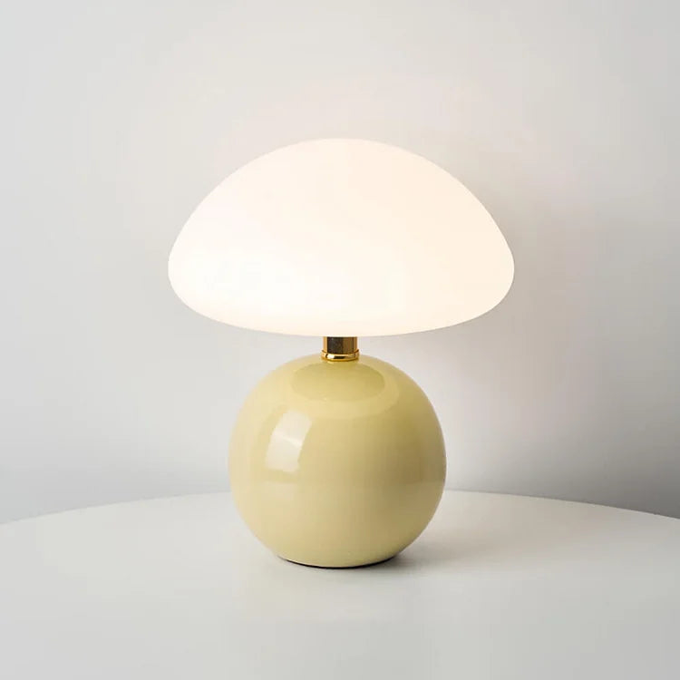 Klaudia LED-Tischleuchte