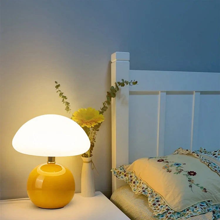 Klaudia LED-Tischleuchte