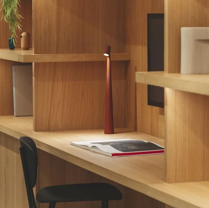 Kabellose skandinavische Minimalistische LED Tischlampe